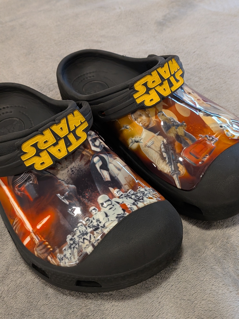 Star Wars Crocs – The Force Awakens Edition, Size J3